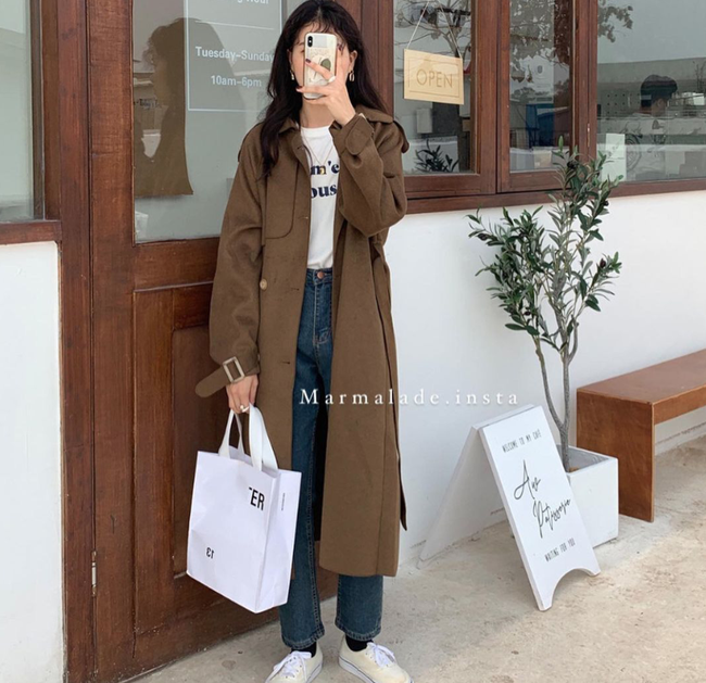 9 mẫu áo trench coat &quot;hàng tuyển&quot; giá từ 600k ai mặc cũng sang - Ảnh 11.