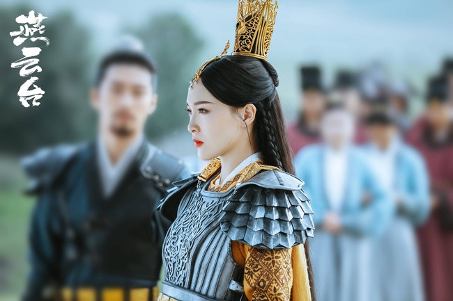 Yến Vân Đài: Tạo hình cực đẹp của "Hoàng hậu" Đường Yên, photoshop rõ chuẩn nhưng netizen chỉ chú ý đến vòng eo - Ảnh 5. Yến Vân Đài: Tạo hình cực đẹp của "Hoàng hậu" Đường Yên, photoshop rõ chuẩn nhưng netizen chỉ chú ý đến vòng eo - Ảnh 5.