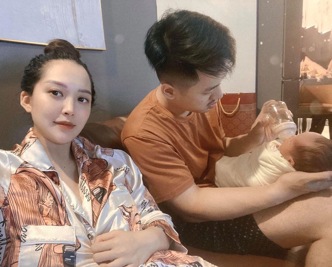 Trời ơi tin được không: Em họ Hương Tràm gây choáng vì nhan sắc sau sinh, không nói thì ai biết đây là "bà đẻ" chưa hết cữ? - Ảnh 6. Trời ơi tin được không: Em họ Hương Tràm gây choáng vì nhan sắc sau sinh, không nói thì ai biết đây là "bà đẻ" chưa hết cữ? - Ảnh 6.