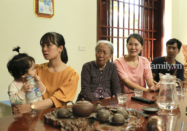 Độc quyền: Người thân bật khóc khi xem lại khoảnh khắc Đỗ Thị Hà đăng quang ngôi vị Hoa hậu Việt Nam 2020 - Ảnh 7.