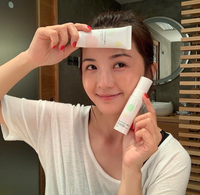 Các mỹ nhân 30+ có 6 tuyệt đỉnh bí kíp skincare mà nếu copy theo, làn da của bạn cũng &quot;lão hóa ngược&quot; như họ - Ảnh 5.