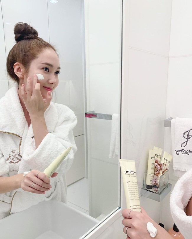 Các mỹ nhân 30+ có 6 tuyệt đỉnh bí kíp skincare mà nếu copy theo, làn da của bạn cũng &quot;lão hóa ngược&quot; như họ - Ảnh 4.