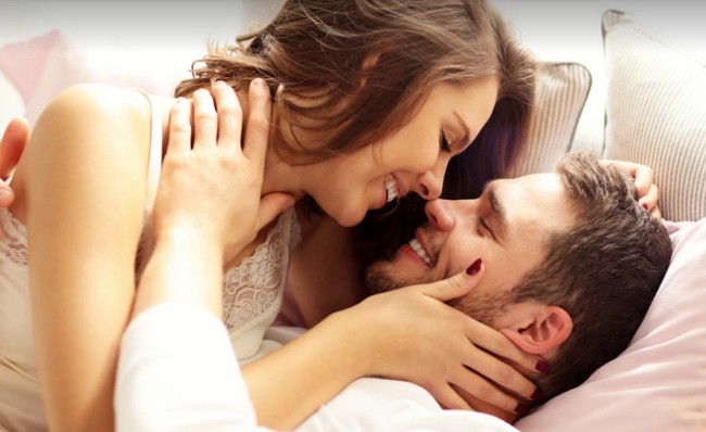 Nếu trên giường, một người đàn ông có thể mê đắm bạn theo cách `` bất kể thế nào '' thì Xin chúc mừng, bạn là người phụ nữ mà anh ấy yêu mến - Ảnh 2. Nếu trên giường, một người đàn ông có thể mê đắm bạn theo cách `` bất kể thế nào '' thì Xin chúc mừng, bạn là người phụ nữ mà anh ấy yêu mến - Ảnh 2.