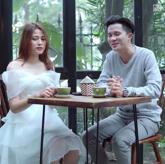 Tham gia show hẹn hò mà bị chê nhan sắc "đại trà", tiêm botox trước khi thi Hoa hậu, Đỗ Thị Hà lên tiếng - Ảnh 2. Tham gia show hẹn hò mà bị chê nhan sắc "đại trà", tiêm botox trước khi thi Hoa hậu, Đỗ Thị Hà lên tiếng - Ảnh 2.