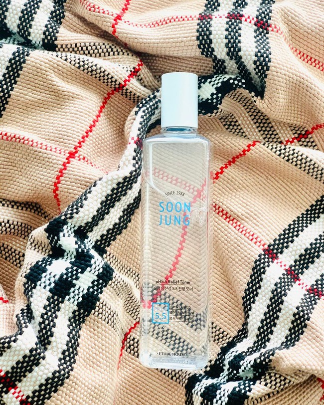 6 lọ toner siêu hợp dùng mùa Đông vì vừa dưỡng sáng hồng vừa hack da "căng đét" - Ảnh 11. 6 lọ toner siêu hợp dùng mùa Đông vì vừa dưỡng sáng hồng vừa hack da "căng đét" - Ảnh 11.