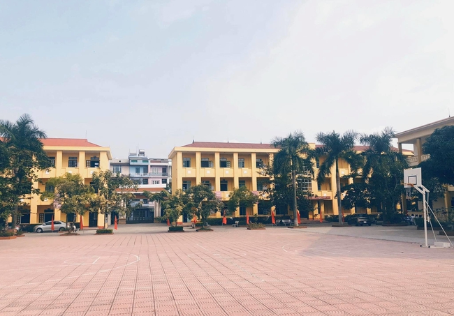 Là danh hài đình đám nhưng ít ai biết Xuân Bắc từng theo học tại trường làng có tiếng với chất lượng giáo dục "không phải dạng vừa" - Ảnh 4. Là danh hài đình đám nhưng ít ai biết Xuân Bắc từng theo học tại trường làng có tiếng với chất lượng giáo dục "không phải dạng vừa" - Ảnh 4.