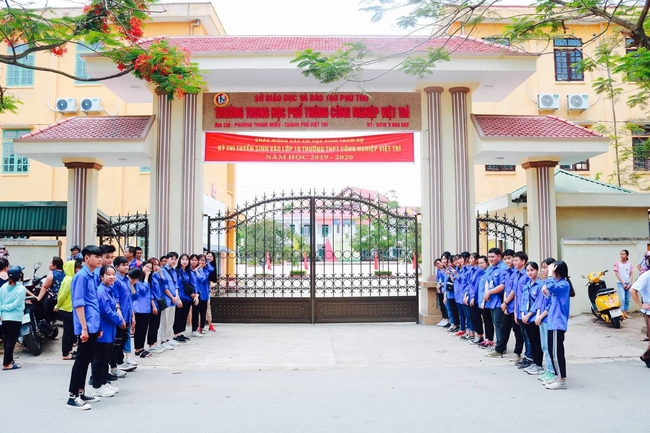 Là danh hài đình đám nhưng ít ai biết Xuân Bắc từng theo học tại trường làng có tiếng với chất lượng giáo dục "không phải dạng vừa" - Ảnh 3. Là danh hài đình đám nhưng ít ai biết Xuân Bắc từng theo học tại trường làng có tiếng với chất lượng giáo dục "không phải dạng vừa" - Ảnh 3.