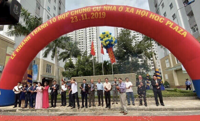 TP.HCM: Hàng loạt nạn nhân tố cáo chủ công ty Lioz Group người Malaysia lừa đảo chiếm đoạt tiền, miệt thị người Việt Nam - Ảnh 12. TP.HCM: Hàng loạt nạn nhân tố cáo chủ công ty Lioz Group người Malaysia lừa đảo chiếm đoạt tiền, miệt thị người Việt Nam - Ảnh 12.