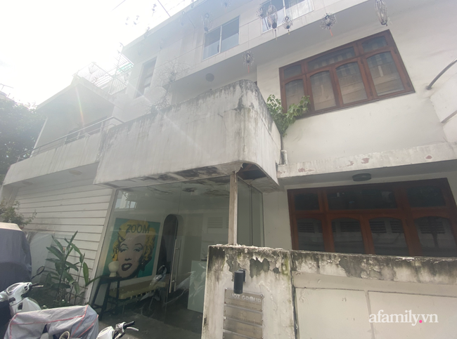 TP.HCM: Hàng loạt nạn nhân tố cáo chủ công ty Lioz Group người Malaysia lừa đảo chiếm đoạt tiền, miệt thị người Việt Nam - Ảnh 9. TP.HCM: Hàng loạt nạn nhân tố cáo chủ công ty Lioz Group người Malaysia lừa đảo chiếm đoạt tiền, miệt thị người Việt Nam - Ảnh 9.