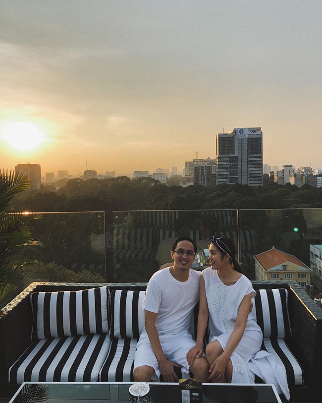 Sánh bước bên ông xã, Hà Tăng cứ lên đồ xuất sắc nhường này thì bảo sao Louis Nguyễn "nghiện" vợ đến thế - Ảnh 9. Sánh bước bên ông xã, Hà Tăng cứ lên đồ xuất sắc nhường này thì bảo sao Louis Nguyễn "nghiện" vợ đến thế - Ảnh 9.