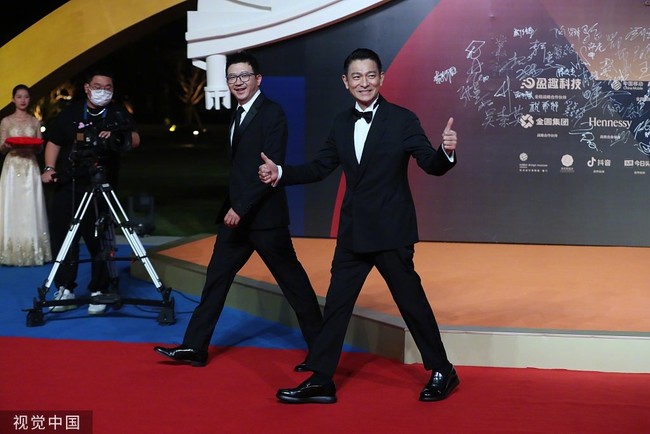 The red carpet closes the Kim Ke Awards - Photo 5.