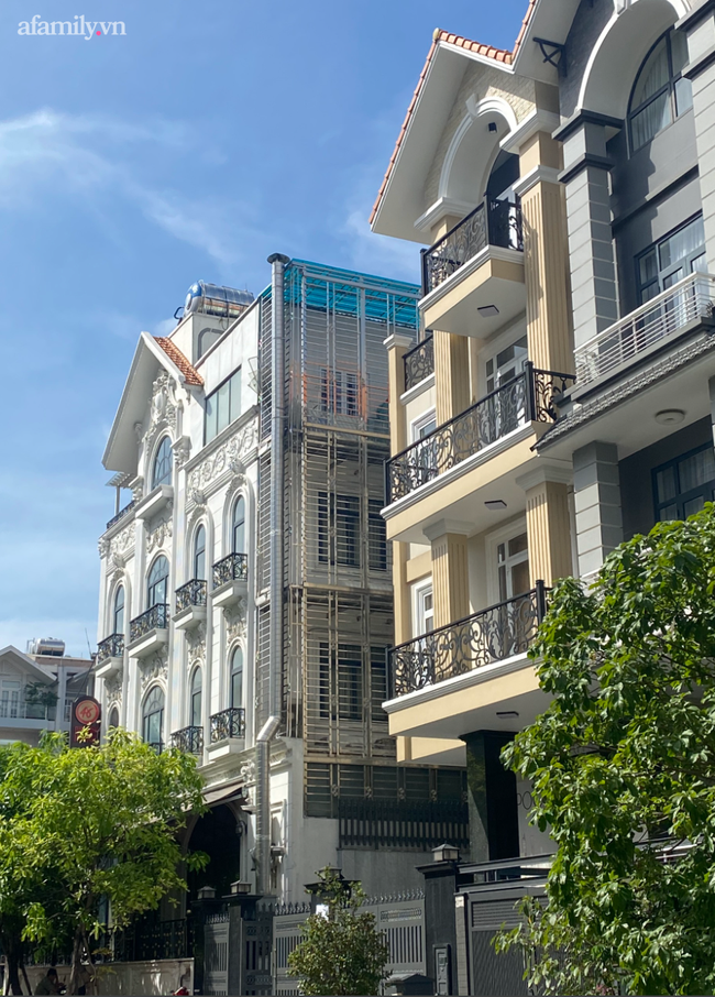 Công an xác định thi thể không nguyên vẹn trong vali tại căn nhà 4 tầng ở TP.HCM là nam, người Hàn Quốc - Ảnh 2. Công an xác định thi thể không nguyên vẹn trong vali tại căn nhà 4 tầng ở TP.HCM là nam, người Hàn Quốc - Ảnh 2.
