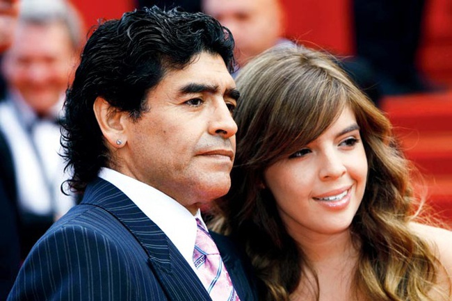 "Di sản" đặc biệt mà huyền thoại Diego Maradona để lại cho đời: Những người con với số lượng đủ để thành lập một đội bóng - Ảnh 2. "Di sản" đặc biệt mà huyền thoại Diego Maradona để lại cho đời: Những người con với số lượng đủ để thành lập một đội bóng - Ảnh 2.