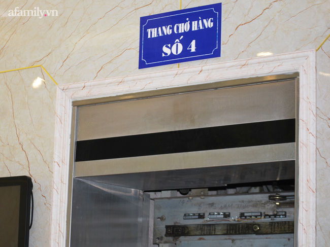 Cận cảnh thang máy rơi tự do ở Hà Nội làm 11 người cùng một gia đình gặp nạn - Ảnh 8. Cận cảnh thang máy rơi tự do ở Hà Nội làm 11 người cùng một gia đình gặp nạn - Ảnh 8.
