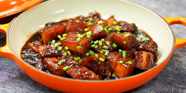 Mách chị em cách làm món thịt kho tàu ngon nức lòng, không cần chưng nước hàng mà thịt vẫn ra màu chuẩn chỉ! - Ảnh 6.