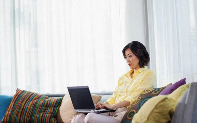 Đem máy tính cũ của chồng đi sửa tự nhiên lại thu hoạch được loạt ảnh giường chiếu, lời giải thích mới thực sự đáng suy nghĩ - Ảnh 1. Đem chiếc máy tính cũ của chồng đi sửa tự nhiên lại thu hoạch được loạt ảnh giường chiếu, lời giải thích mới thực sự đáng suy nghĩ - Ảnh 1.