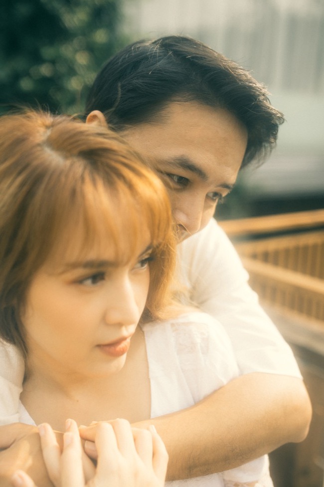 Văn Anh - Tú Vi "tình bể bình" kỷ niệm 5 năm ngày cưới - Ảnh 7. Văn Anh – Tú Vi “tình bể bình” kỷ niệm 5 năm ngày cưới Văn Anh - Tú Vi "tình bể bình" kỷ niệm 5 năm ngày cưới - Ảnh 7. Văn Anh – Tú Vi “tình bể bình” kỷ niệm 5 năm ngày cưới
