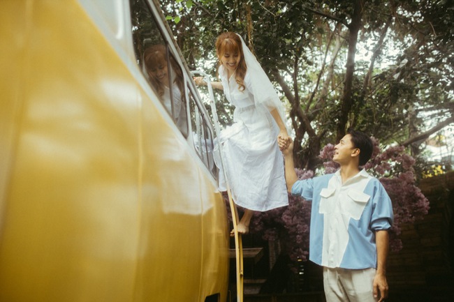 Văn Anh - Tú Vi "tình bể bình" kỷ niệm 5 năm ngày cưới - Ảnh 2. Văn Anh – Tú Vi “tình bể bình” kỷ niệm 5 năm ngày cưới Văn Anh - Tú Vi "tình bể bình" kỷ niệm 5 năm ngày cưới - Ảnh 2. Văn Anh – Tú Vi “tình bể bình” kỷ niệm 5 năm ngày cưới