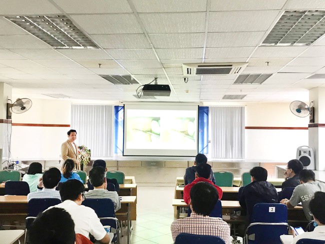 Bác sĩ có đôi bàn tay vàng cứu tinh vô số ca nâng mũi hỏng cả chục lần: &quot;Thẩm mỹ không phải để trở thành người khác mà là thay đổi để trở thành phiên bản hoàn hảo hơn&quot; - Ảnh 11.