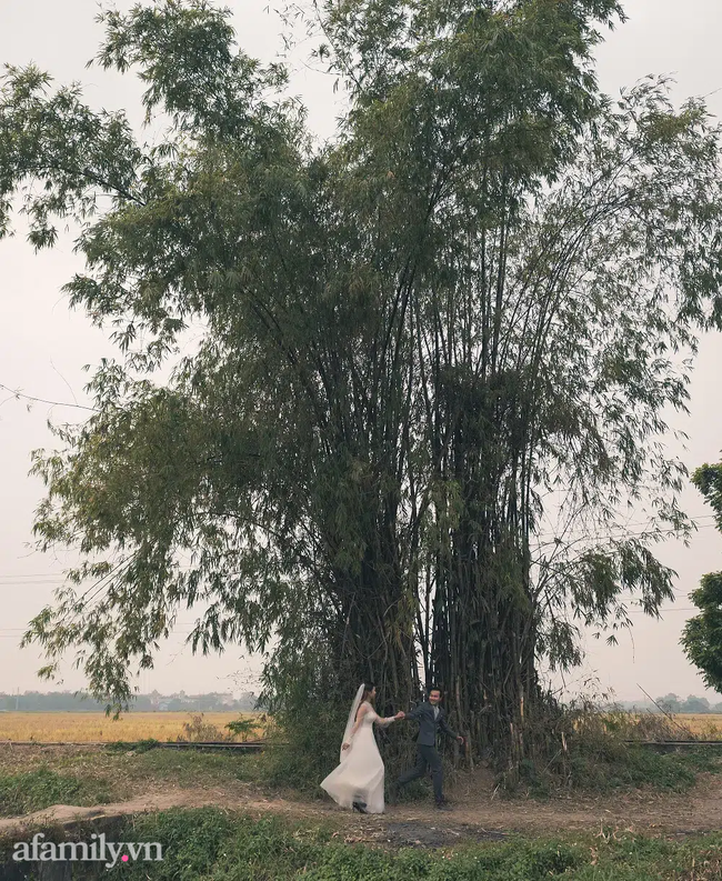 Bộ ảnh cưới "độc - dị - lạ" ở nghĩa trang hot MXH: Hóa ra lại liên quan đến câu chuyện thật của nhân vật chính, nhan sắc cô dâu quá bất ngờ - Ảnh 15.