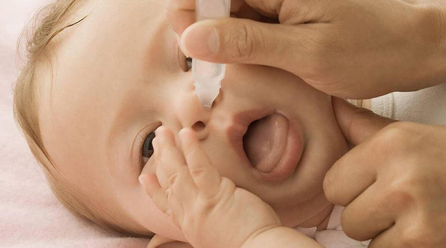 Trời chuyển lạnh, bác sĩ Collin khuyến cáo bố mẹ làm 1 việc ngay khi con hắt hơi, sổ mũi sẽ giúp trẻ không phải dùng kháng sinh oan - Ảnh 6.