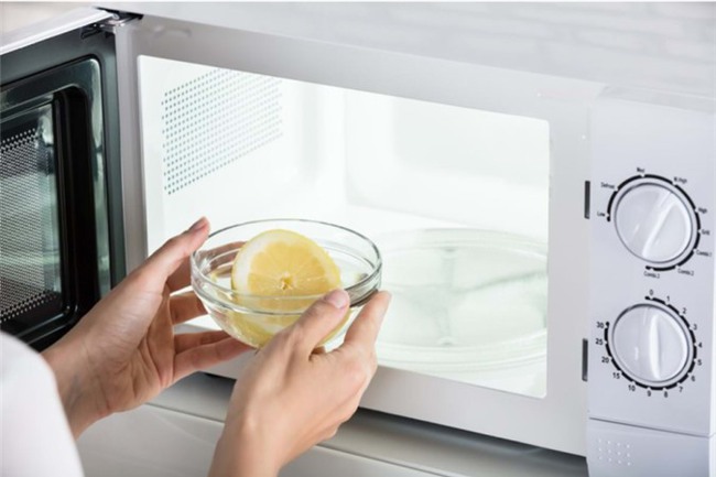 Vỏ chanh tưởng là vô dụng nhưng lại có đến 8 "lợi ích thần kỳ" với căn bếp mà các chị em có thể chưa biết! - Ảnh 4.