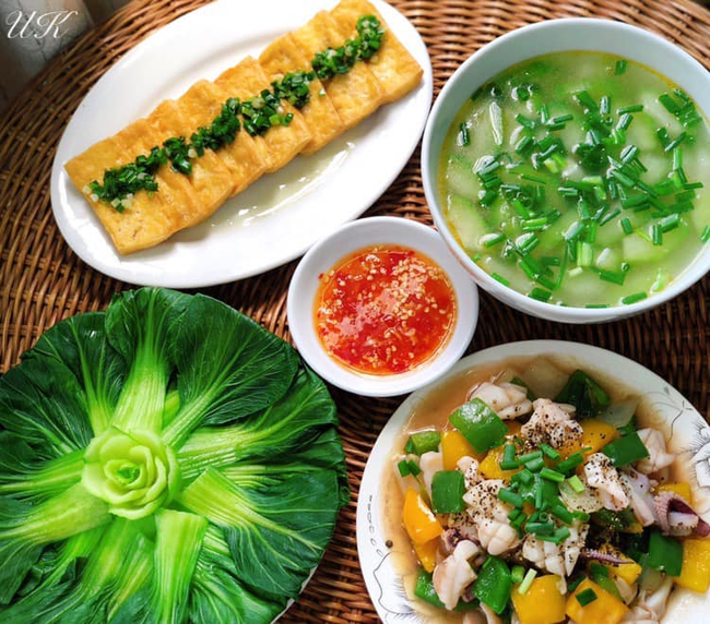 Mâm cơm chưa tới 100k ngon đẹp hút mắt, ai nhìn cũng mê - Ảnh 6.
