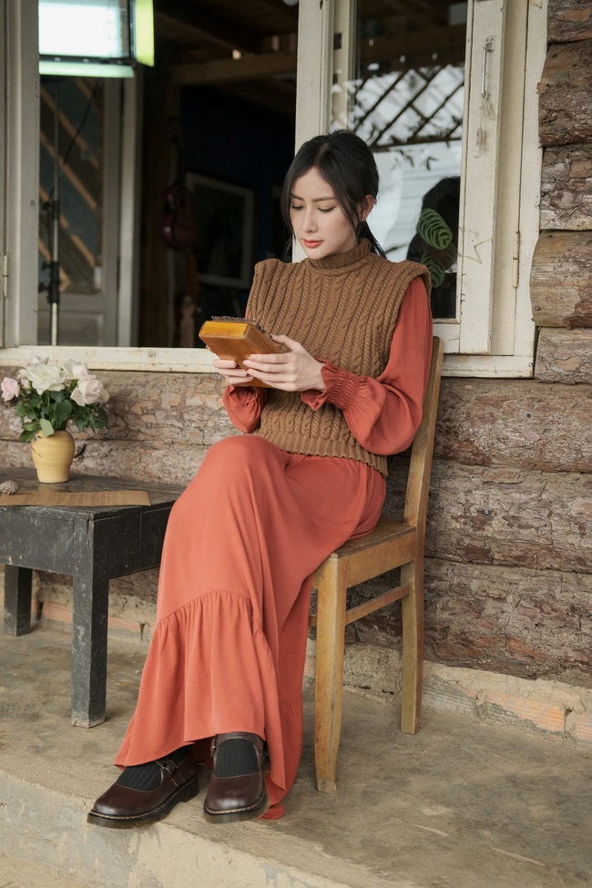 Thái Tuyết Trâm tung MV kể chuyện tình đậm chất "nàng thơ" - Ảnh 8. Thái Tuyết Trâm tung MV kể chuyện tình đậm chất "nàng thơ" - Ảnh 8.