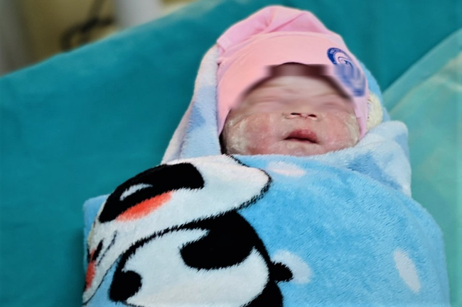 Người mẹ trẻ chiến đấu với ung thư để sinh con và câu nói chạm vào trái tim của nhiều người: "Chỉ mong ca mổ diễn ra tốt đẹp để con được chào đời khoẻ mạnh" - Ảnh 6. Người mẹ trẻ chiến đấu với ung thư để sinh con và câu nói chạm vào trái tim của nhiều người: "Chỉ mong ca mổ diễn ra tốt đẹp để con được chào đời khoẻ mạnh" - Ảnh 6.
