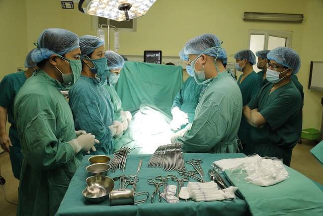 Người mẹ trẻ chiến đấu với ung thư để sinh con và câu nói chạm vào trái tim của nhiều người: "Chỉ mong ca mổ diễn ra tốt đẹp để con được chào đời khoẻ mạnh" - Ảnh 3. Người mẹ trẻ chiến đấu với ung thư để sinh con và câu nói chạm vào trái tim của nhiều người: "Chỉ mong ca mổ diễn ra tốt đẹp để con được chào đời khoẻ mạnh" - Ảnh 3.