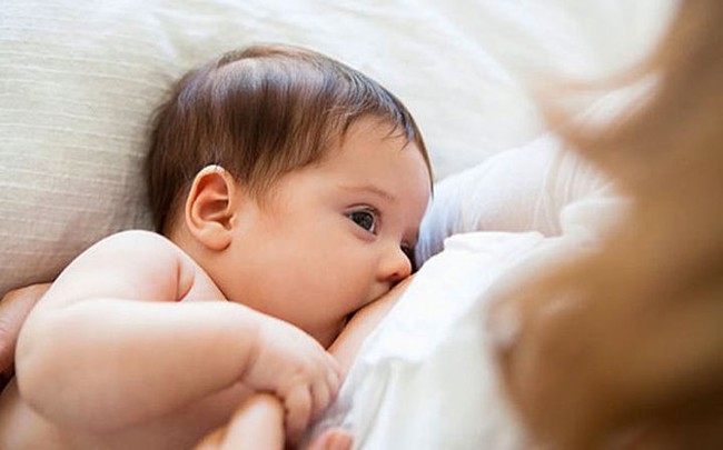 Trẻ sơ sinh trong vòng 6 tháng có ba biểu hiện này ngừng bú mẹ, trẻ bú quá nhiều cũng gây hại - Ảnh 5. Trẻ sơ sinh trong vòng 6 tháng có ba biểu hiện này ngừng bú mẹ, trẻ bú quá nhiều cũng gây hại - Ảnh 5.