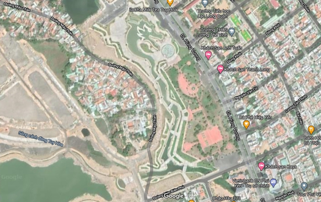 Choáng ngợp với công viên &quot;rồng ngậm ngọc&quot; tại TP Tuy Hòa, mặc dù chưa hoàn thiện nhưng được dân mạng bất ngờ phát hiện qua Google Map - Ảnh 2.