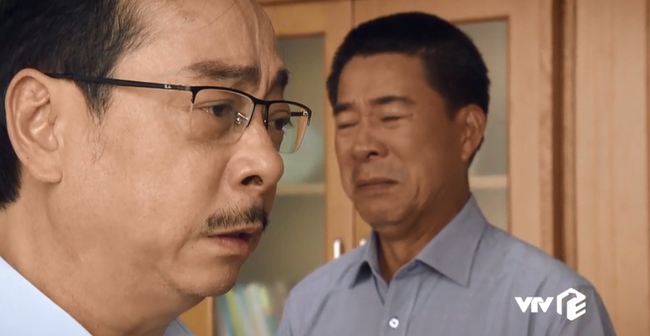 "Sinh tử" tập 67: Hết quay clip nóng, Việt Anh còn cho người đi đánh ghen khi "kẻ địch" đang ân ái với bồ nhí - Ảnh 7. "Sinh tử" tập 67: Hết quay clip nóng, Việt Anh còn cho người đi đánh ghen khi "kẻ địch" đang ân ái với bồ nhí - Ảnh 7.