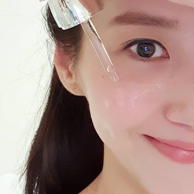 Mất bao lâu để da đẹp lên nhờ các thành phần skincare nổi tiếng? Đáp án sẽ giúp bạn biết cần kiên nhẫn hay buông bỏ sản phẩm đang dùng - Ảnh 2.