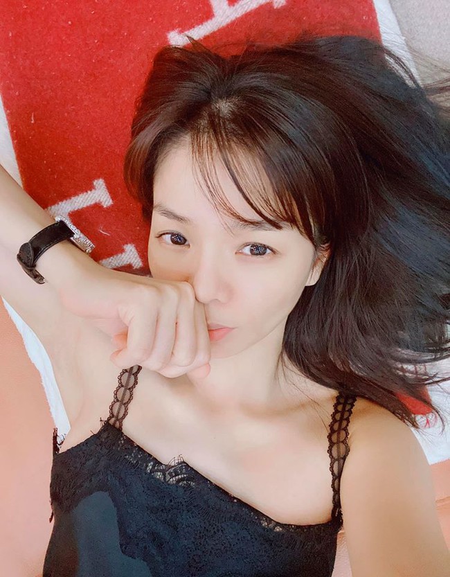 Lệ Quy&ecirc;n nhắn gửi: Một ng&agrave;y nữa lại bắt đầu để ta y&ecirc;u thương nhiều hơn nh&eacute;.