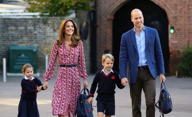 Nữ Công tước Kate Middleton thừa nhận có lỗi với con, nhưng cách dạy con của cô khiến nhiều người tâm phục, khẩu phục - Ảnh 3.