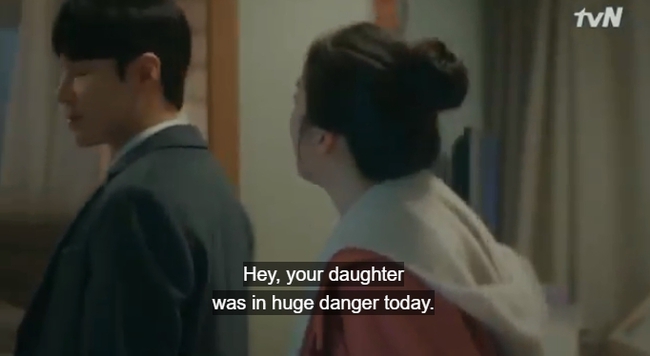 &quot;Hi Bye, Mama!&quot; tập 1: Kim Tae Hee làm hồn ma hóng hớt, thấy con ruột bị dì ghẻ không thương liền đi mách chồng  - Ảnh 11.