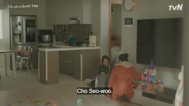 &quot;Hi Bye, Mama!&quot; tập 1: Kim Tae Hee làm hồn ma hóng hớt, thấy con ruột bị dì ghẻ không thương liền đi mách chồng  - Ảnh 4.