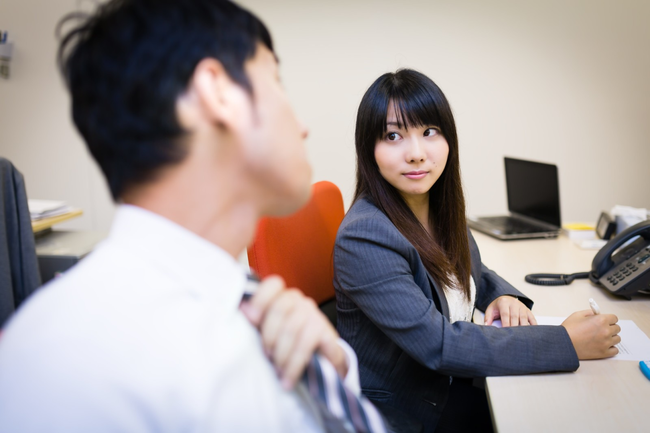 Phần lớn dân công sở Nhật Bản hẹn hò với đồng nghiệp, hơn 20% số đó là sếp và các đàn anh - Ảnh 3.