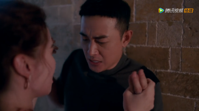 "Nữ nhân bán nhà": Bị vợ cắm sừng, La Tấn ra ngoài qua đêm với Tôn Lệ nhưng suýt bị bà xã cưỡng bức - Ảnh 7. "Nữ nhân bán nhà": Bị vợ cắm sừng, La Tấn ra ngoài qua đêm với Tôn Lệ nhưng suýt bị bà xã cưỡng bức - Ảnh 7.