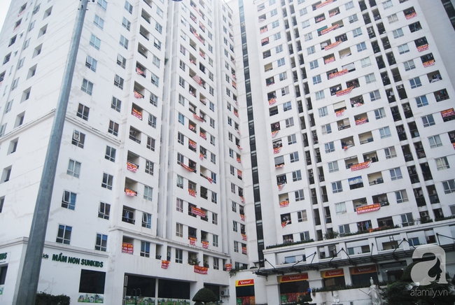 Hà Nội: Cư dân đồng loạt căng băng rôn kín tòa nhà chung cư cao cấp vì chủ đâu tư thất hứa - Ảnh 14.