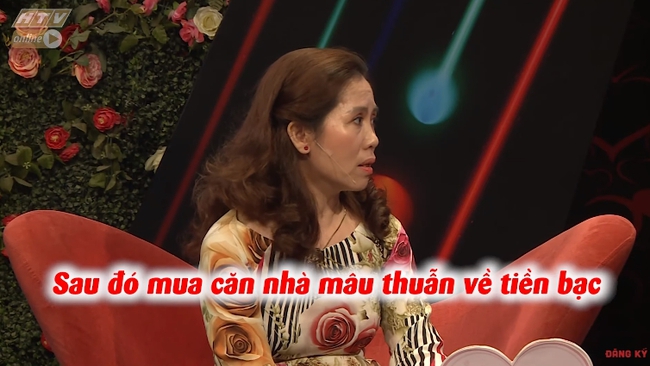 &quot;Bạn muốn hẹn hò&quot;: Nàng U50 khóc nghẹn khi MC Quyền Linh gợi nhắc về người chồng 19 năm về trước - Ảnh 4.