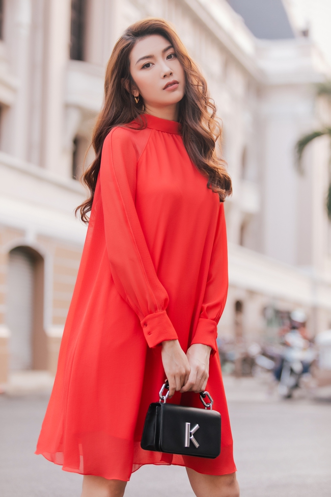 Sau nhẫn kim cương, Á hậu Thúy Vân xác nhận sẽ tổ chức đám cưới với bạn trai giàu có trong năm nay - Ảnh 6. Sau nhẫn kim cương, Á hậu Thúy Vân xác nhận sẽ tổ chức đám cưới với bạn trai giàu có trong năm nay - Ảnh 6.