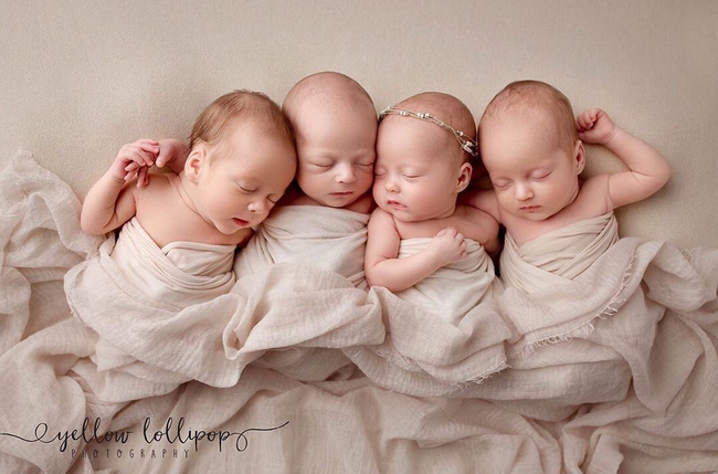 A mother with many children talks about her journey of being pregnant with quadruplets: Every night she breathes a sigh of relief because she has passed another day - Photo 10.