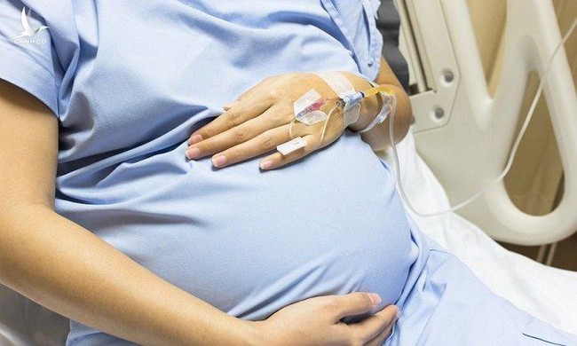 Lưu ý mới của WHO về khả năng lây nhiễm COVID-19 ở phụ nữ mang thai - Ảnh 3.