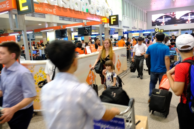 Bộ Y tế tiếp tục ra thông báo khẩn 3 chuyến bay có hành khách nhiễm Covid-19 đến Việt Nam 6 ngày gần đây - Ảnh 1.