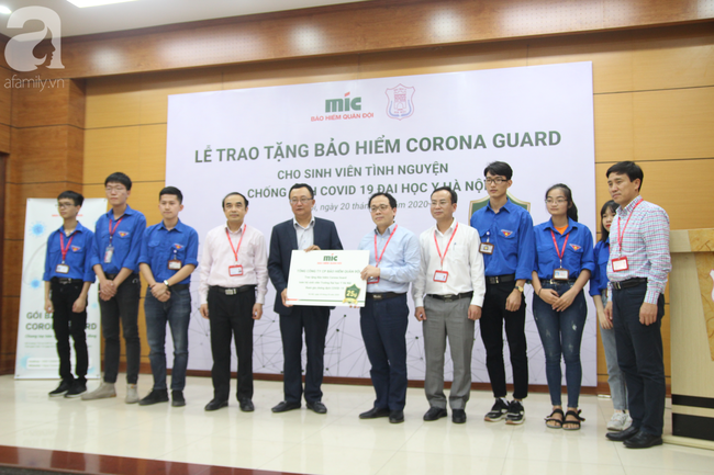 Hiệu trưởng ĐH Y Hà Nội: &quot;Nếu đội ngũ y tế, các em sinh viên có mắc Covid-19 thì cũng không có gì lạ&quot; - Ảnh 4.