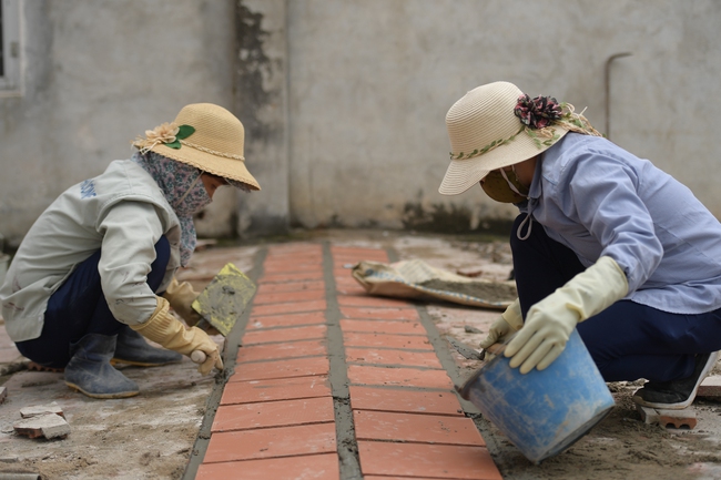 Hà Nội: Bệnh viện bỏ hoang sắp hoàn thành việc cải tạo sẵn sàng trở thành khu cách ly phòng, chống dịch Covid-19 - Ảnh 9.