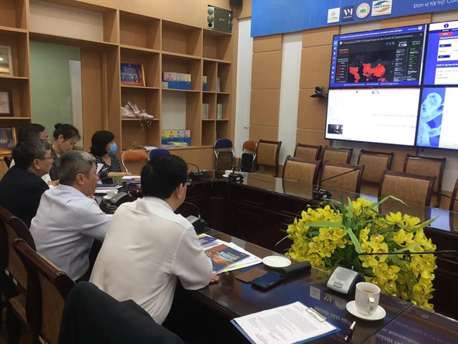 Bộ Y tế phát động Phong trào thi đua “Ngành y tế chung tay phòng, chống dịch bệnh COVID-19” - Ảnh 4. Bộ Y tế phát động Phong trào thi đua “Ngành y tế chung tay phòng, chống dịch bệnh COVID-19” - Ảnh 4.