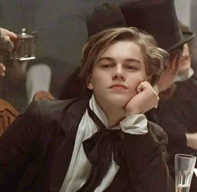 Quên &quot;ông chú bụng mỡ&quot; Leonardo Dicaprio ở hiện tại đi, tạm quay về quá khứ ngắm những khoảnh khắc để đời từng làm xao xuyến trái tim hàng vạn thiếu nữ  - Ảnh 6.